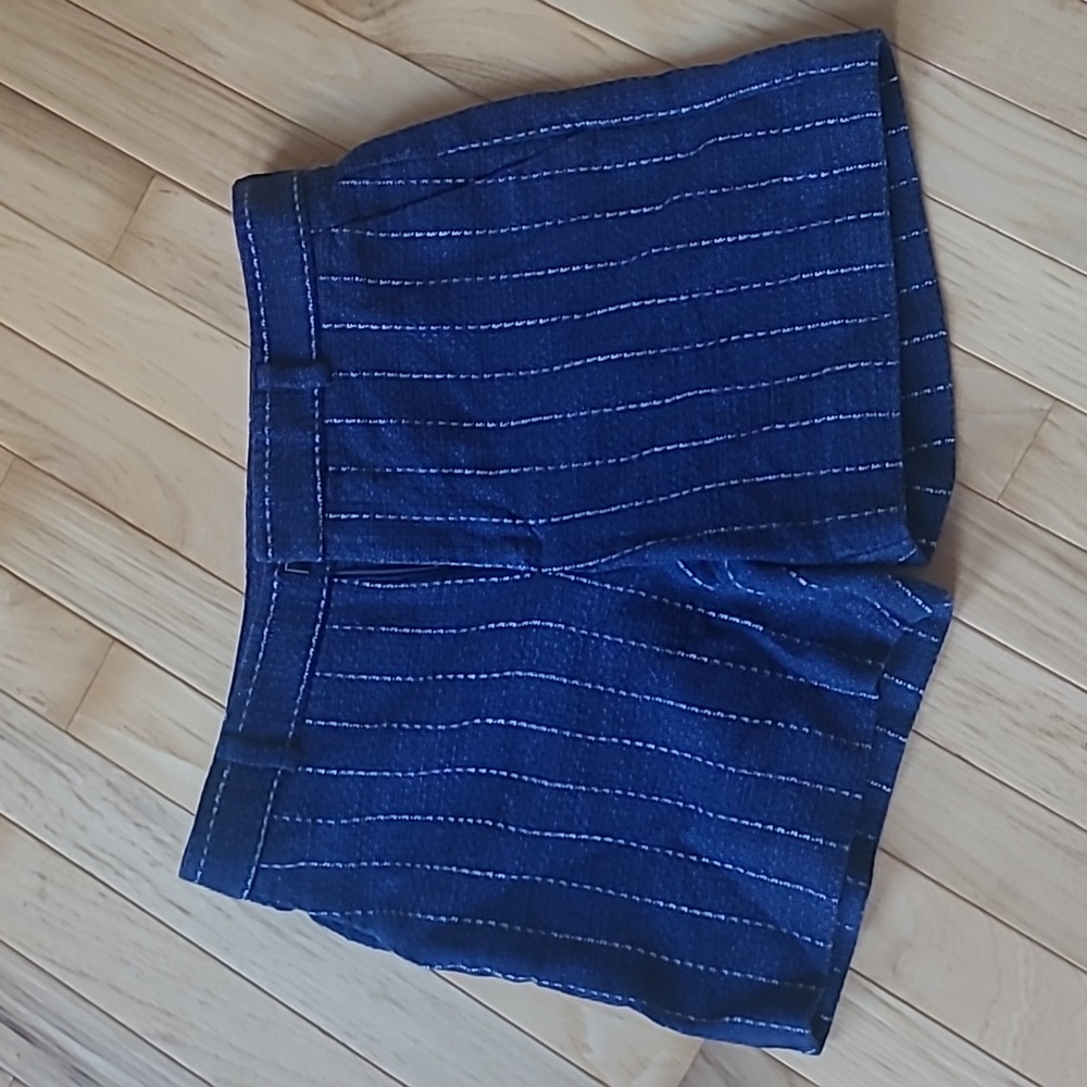 Banana Republic Shorts - womens